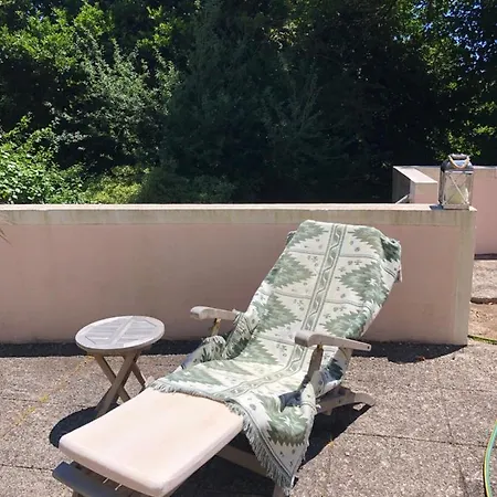 Quintinha De Palmyra Camacha (Madeira)